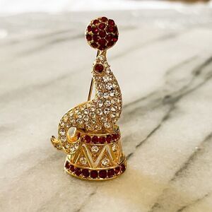 Signed Napier Circus Seal Brooch Vintage Gold Rhinestone Crystal Red RARE